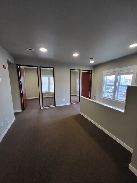 More Photos Of 223 S Lewis St, Monroe Storefront Retail Office For Sale