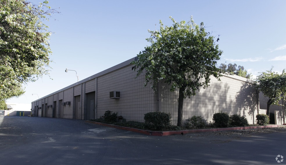 More Photos Of 4601 Brooks St, Montclair Unknown For Lease