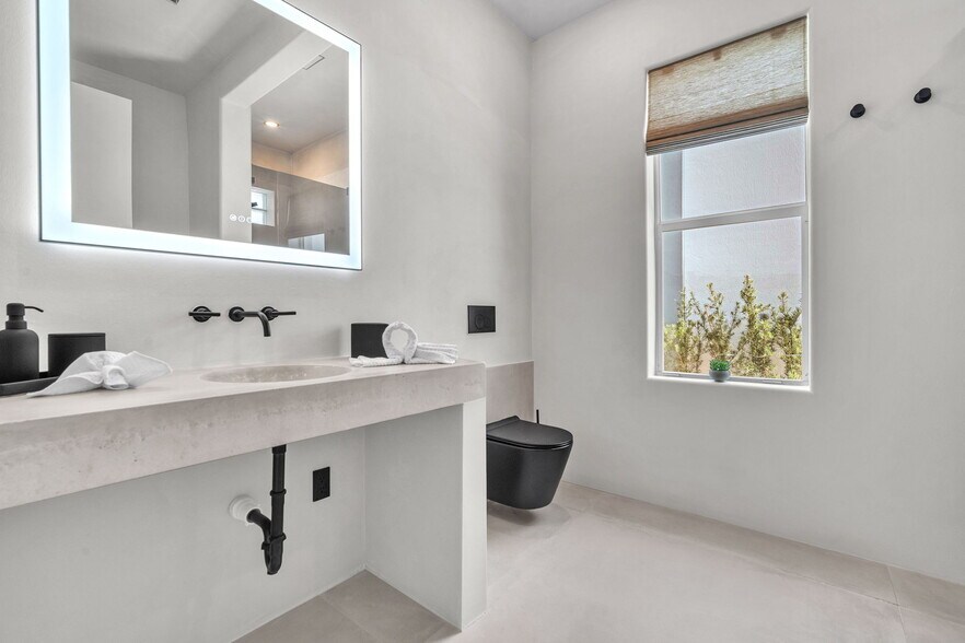 More Photos Of 120 NE 25th St, Miami Specialty For Sale