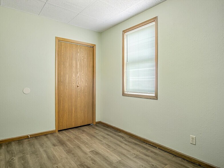 More Photos Of 200 N Main St, Dupo Specialty For Sale