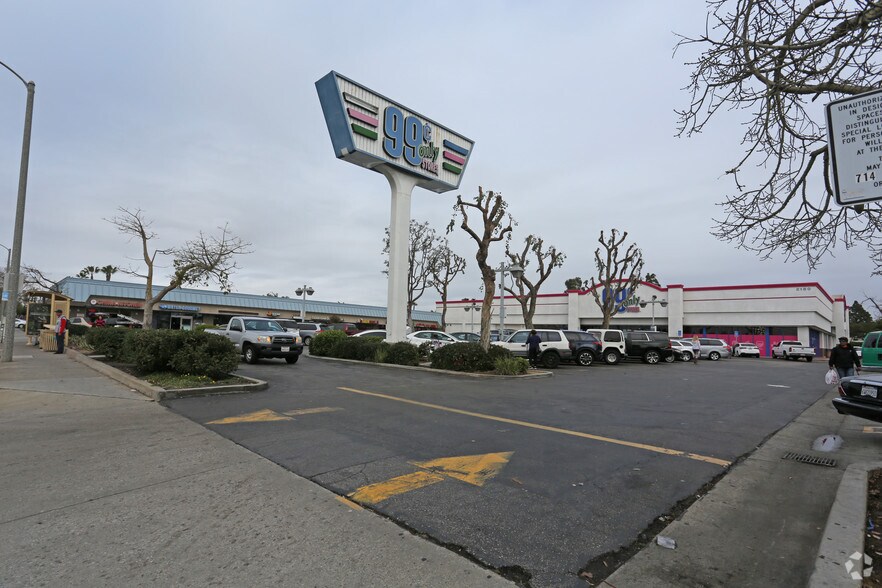 More Photos Of 2170 Harbor Blvd, Costa Mesa Unknown For Lease