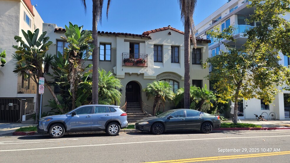 Primary Photo Of 1147 6th St, Santa Monica Apartments For Sale