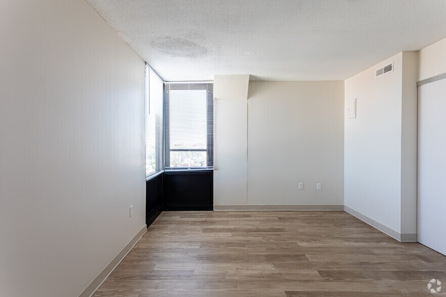 More Photos Of 10 Chestnut St, Springfield Multifamily For Sale