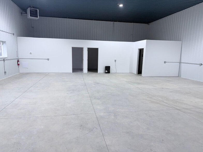 More Photos Of 8939 S Sprinkle Rd, Portage Warehouse For Sale