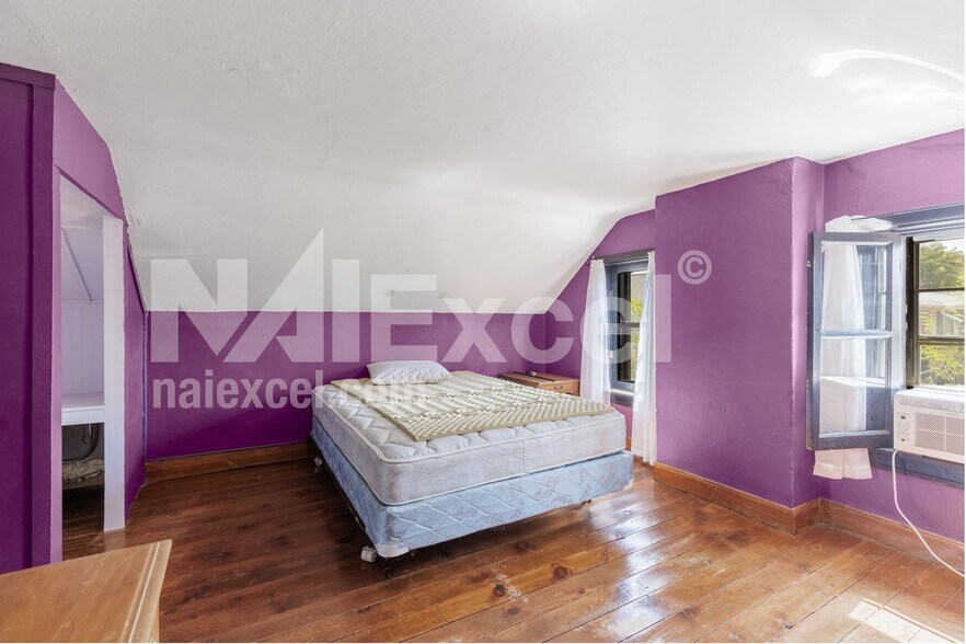 More Photos Of 2862 Santa Clara Dr, Santa Clara Restaurant For Sale