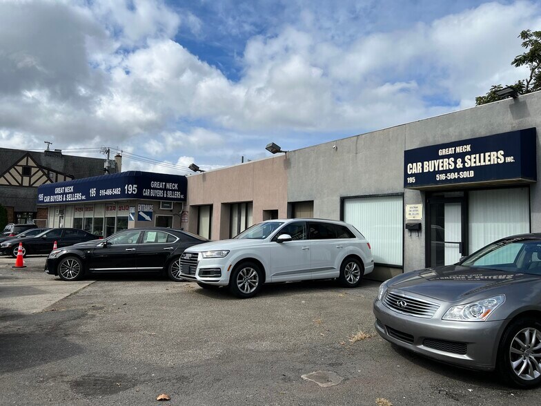More Photos Of 195 Northern Blvd, Great Neck Auto Dealership For Sale