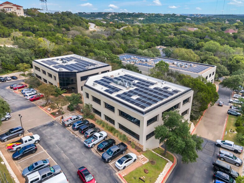 More Photos Of 7004 Bee Caves Rd, Austin Office For Lease