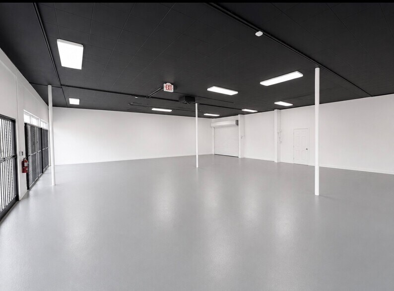 More Photos Of 32 S Dixie Hwy, Lake Worth Freestanding For Lease