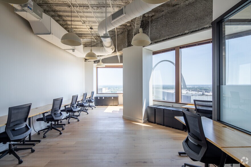 Photo of 16th Floor Ste 