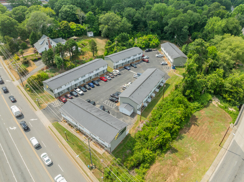 Primary Photo Of 300 E Charlotte Ave, Mount Holly Apartments For Sale