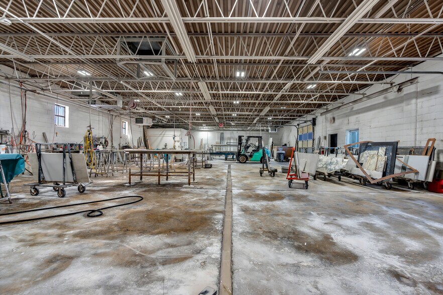 More Photos Of 1304 Roller Rd, Ocean Warehouse For Sale