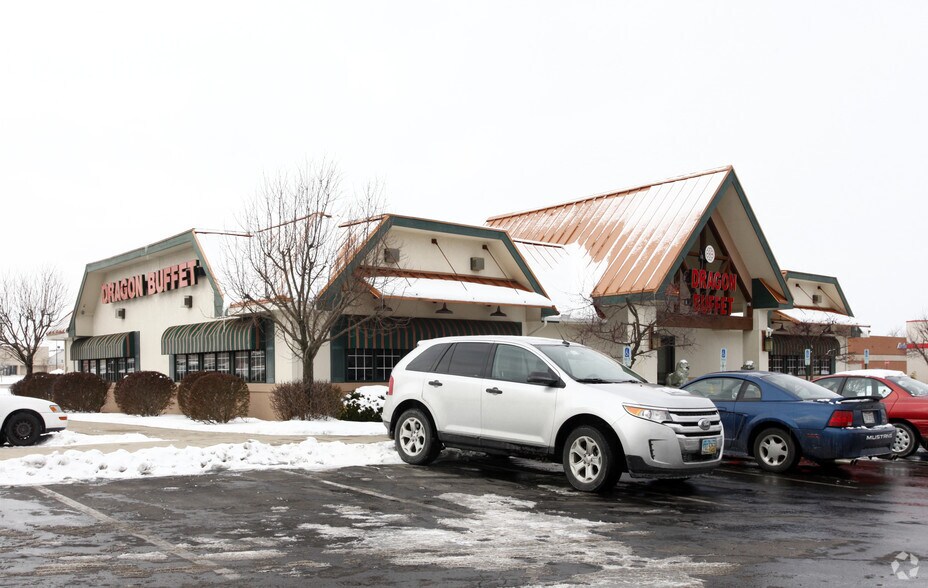 More Photos Of 1029-1209 N Court St, Medina General Retail For Lease