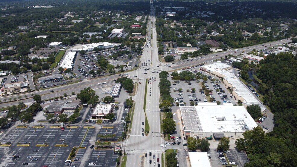 More Photos Of 5920 Red Bug Lake Rd, Winter Springs Unknown For Lease