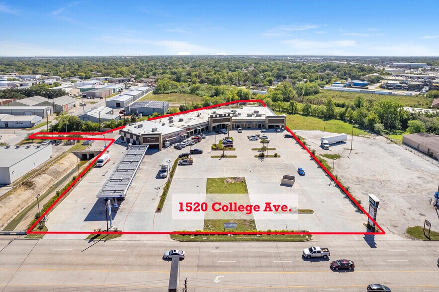 More Photos Of 1520 College Ave, South Houston Storefront For Lease