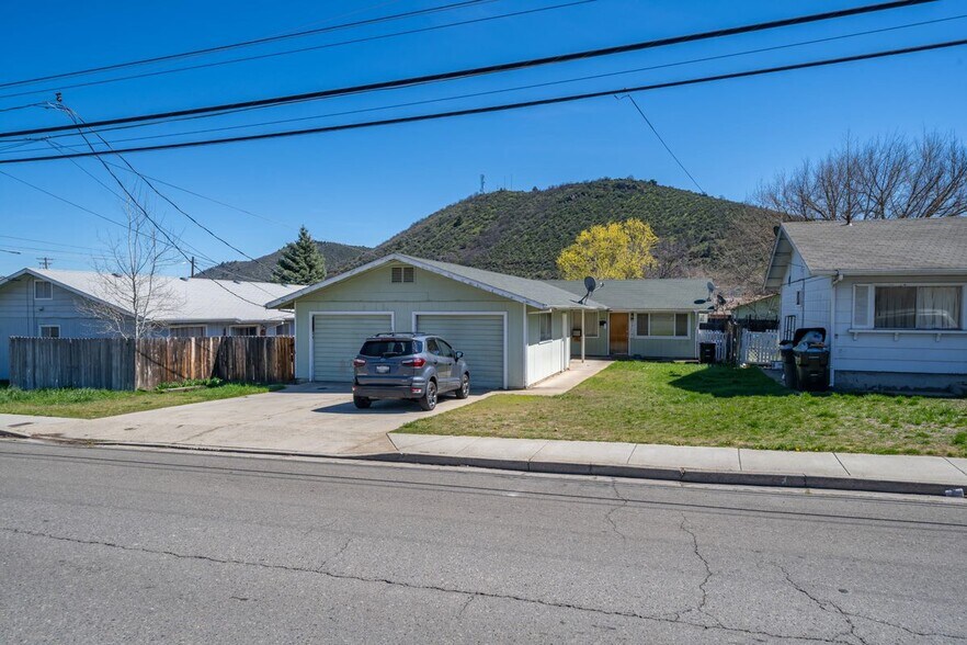 More Photos Of , Yreka Unknown For Sale