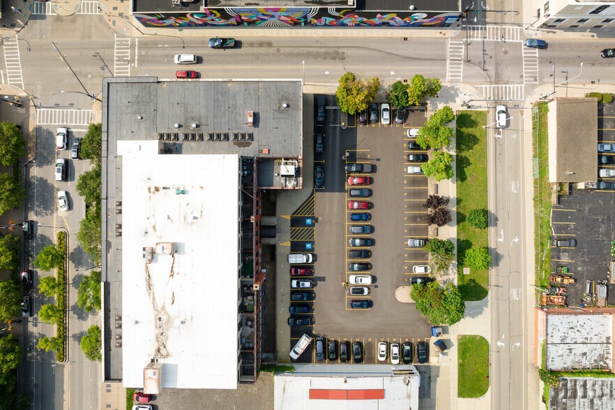 More Photos Of 712-716 Main St, Buffalo Apartments For Lease