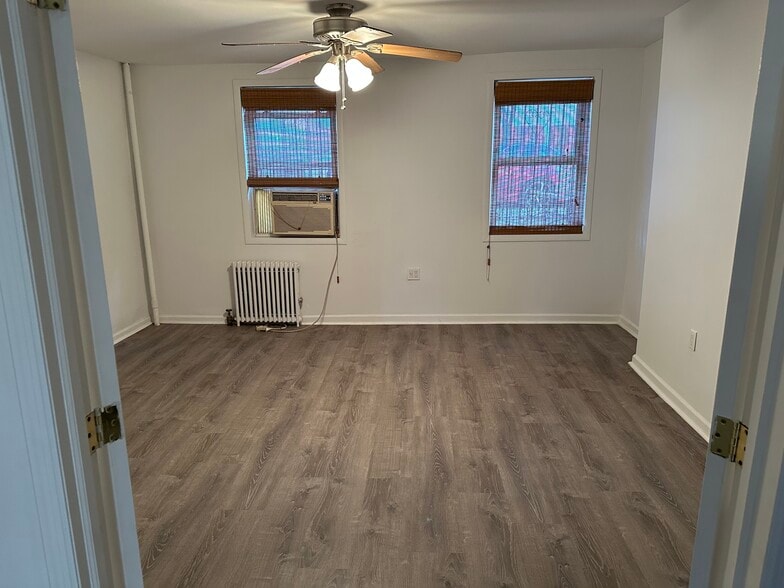 More Photos Of 141 Conselyea St, Brooklyn Multifamily For Sale