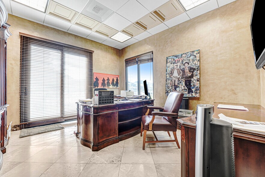 More Photos Of 28047 Dorothy Dr, Agoura Hills Office For Sale