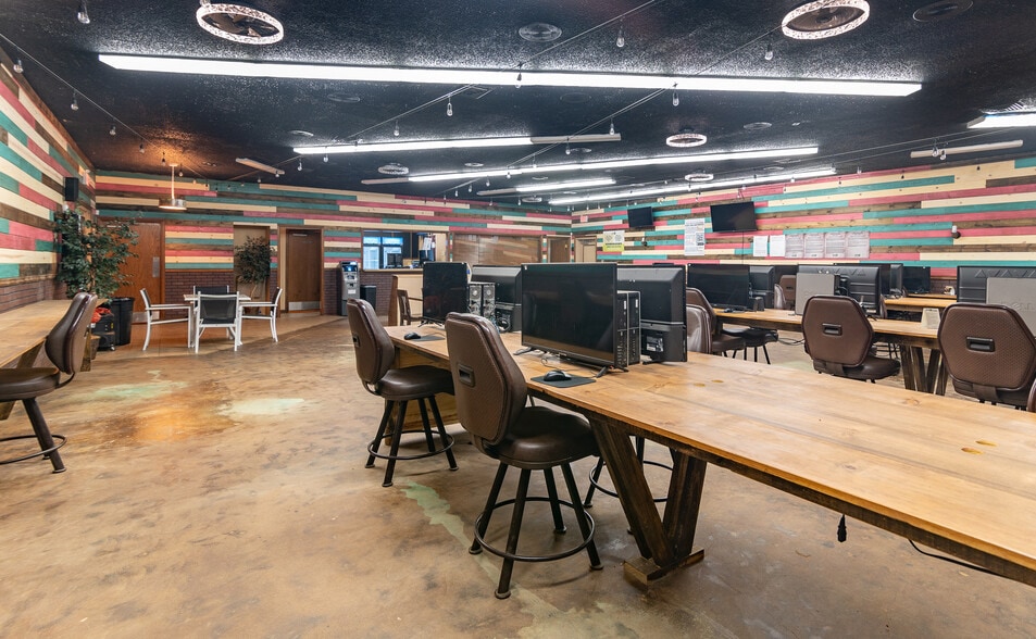 More Photos Of 120 NW 304 Loop, Crockett Daycare Center For Sale