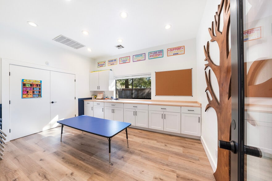 More Photos Of 1363 Fulton Rd, Santa Rosa Religious Facility For Sale