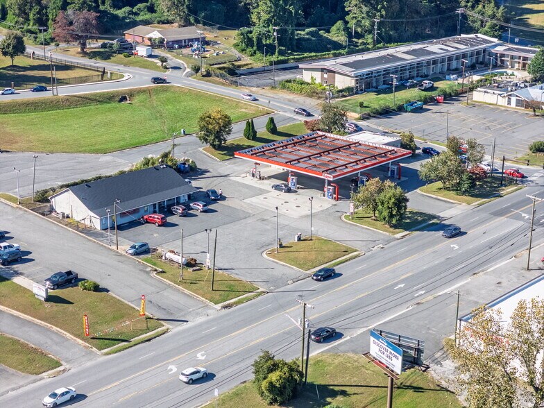 More Photos Of 1617 N Chester St, Gastonia Service Station For Sale