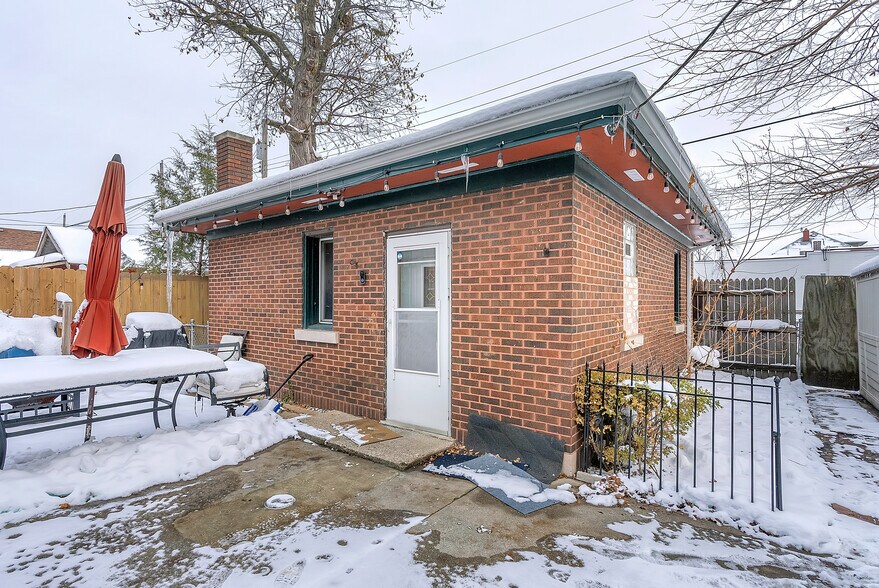 More Photos Of 5969 Park Pl, Hammond Multifamily For Sale