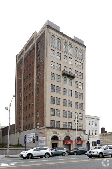 More Photos Of 972-974 Broad St, Newark Office For Lease