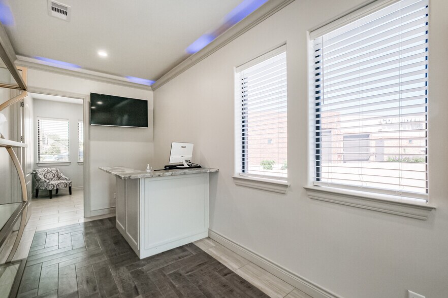 More Photos Of 21733 Provincial Blvd, Katy Loft Creative Space For Sale