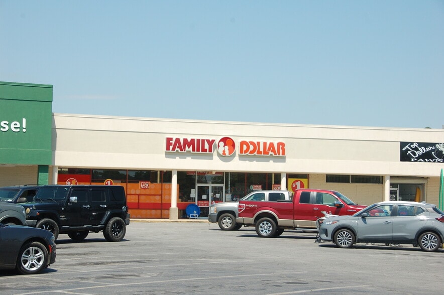 More Photos Of 805 Peterson Ave S, Douglas Unknown For Lease