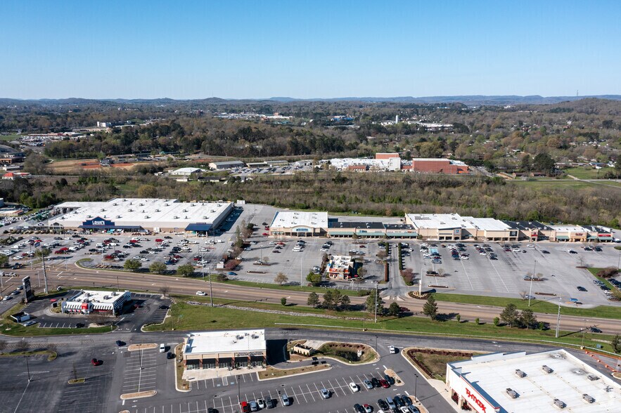 More Photos Of 419 Paul Huff Pky, Cleveland Unknown For Lease
