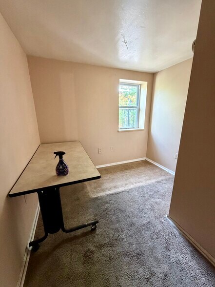 More Photos Of 1748 Eastern Ave, Baltimore Flex For Sale