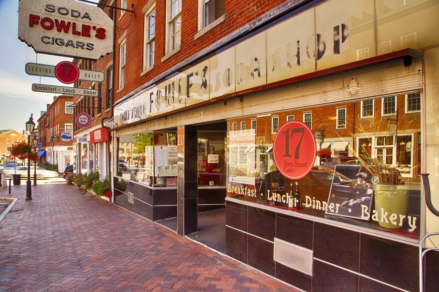 17 State St, Newburyport, MA 01950 Retail For Lease