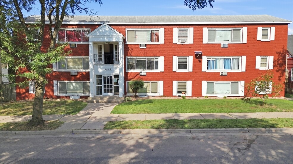 More Photos Of 3412 Bloomington Ave S, Minneapolis Apartments For Sale