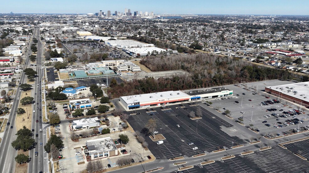 More Photos Of 1705 Manhattan Blvd, Harvey Land For Sale