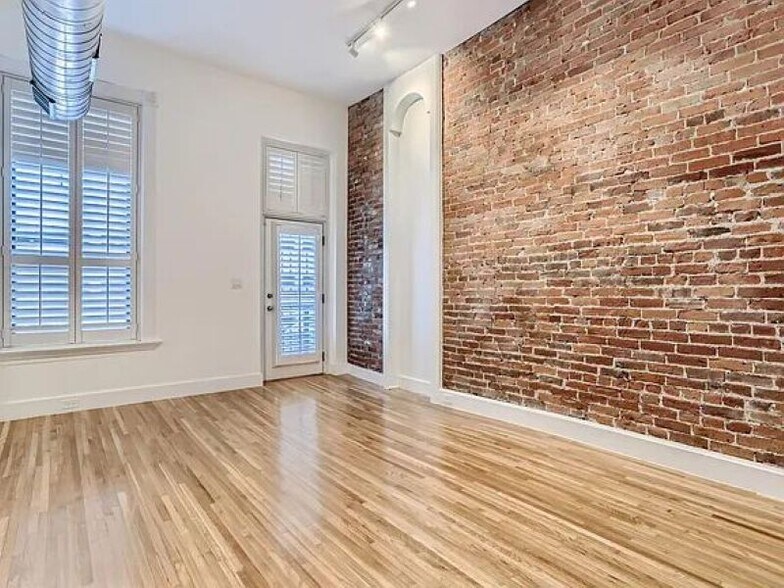 More Photos Of 1748-1750 Blake Street, Denver Flex For Sale