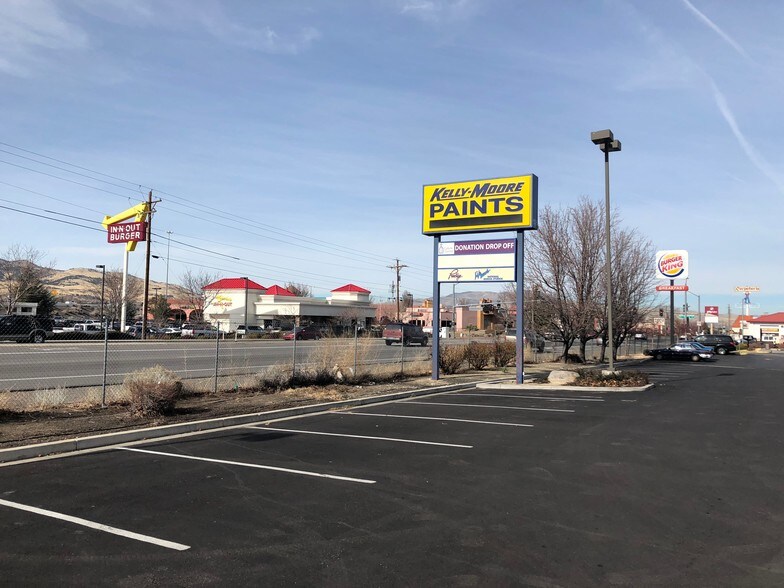 More Photos Of 80 E Patriot Blvd, Reno Freestanding For Lease