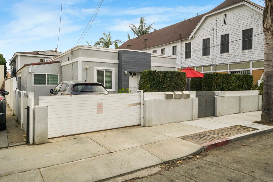 Primary Photo Of 1719 E Florida St, Long Beach Apartments For Sale