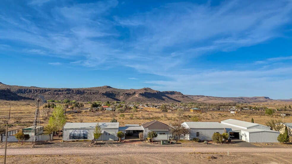 More Photos Of 301 E Calvary Rd, Fort Davis Specialty For Sale