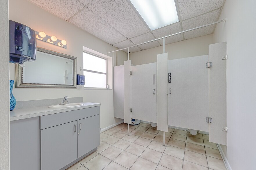 More Photos Of 2769-2777 E Atlantic Blvd, Pompano Beach Storefront Retail Office For Lease