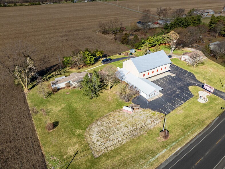 More Photos Of 8724 US Highway 68 N, West Liberty General Retail For Sale