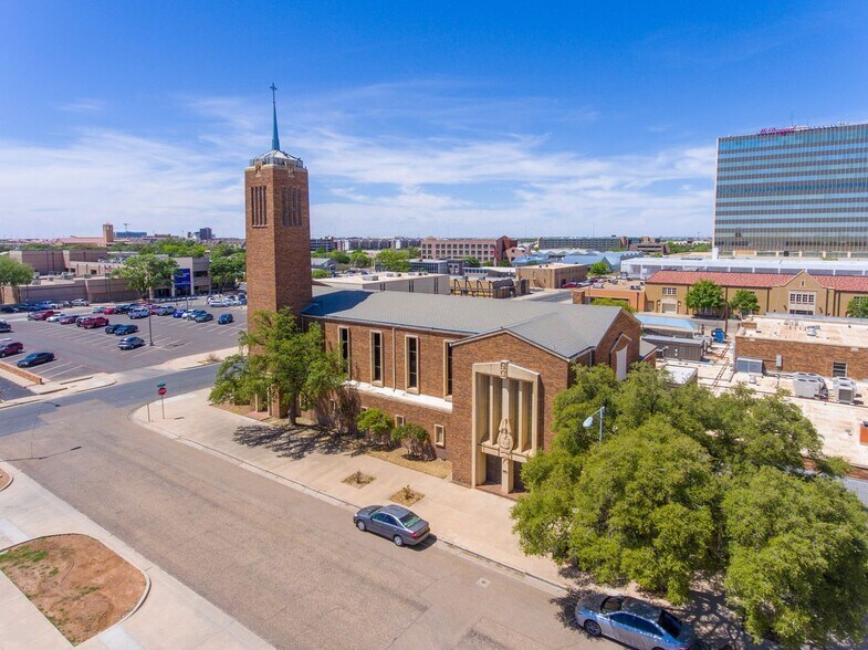 More Photos Of 1500 14th St, Lubbock Religious Facility For Sale