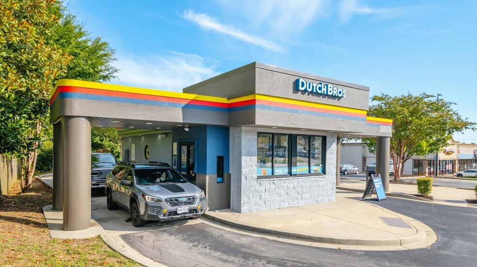 Primary Photo Of 3009 Wade Hampton Blvd, Taylors Fast Food For Sale