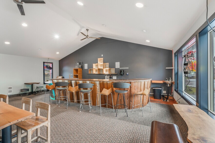 More Photos Of 342 Highway 101 N, Rockaway Restaurant For Sale