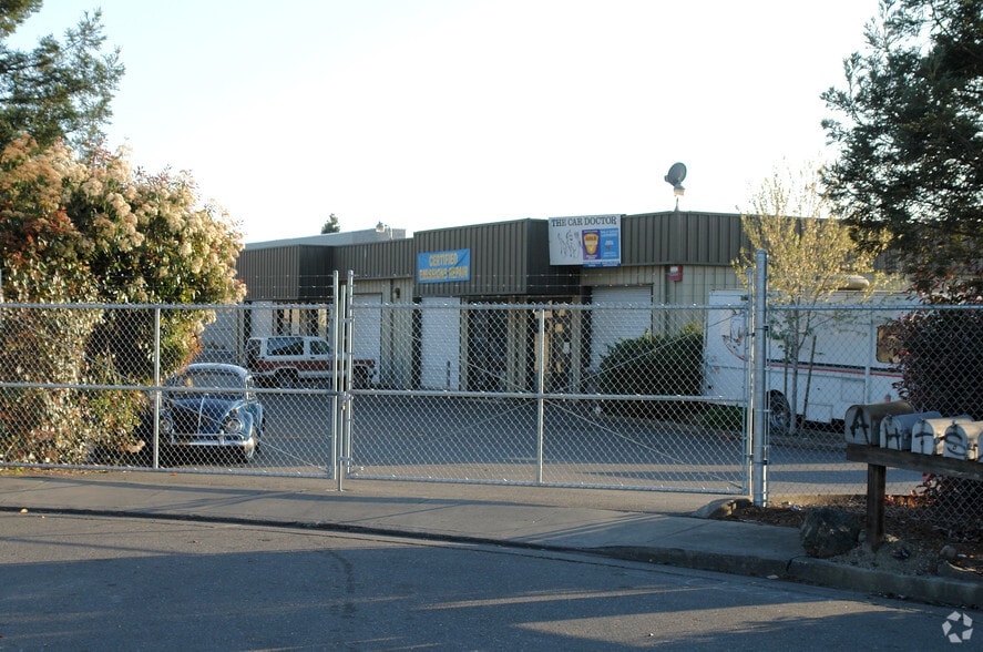 More Photos Of 2967 Coors Ct, Santa Rosa Warehouse For Lease