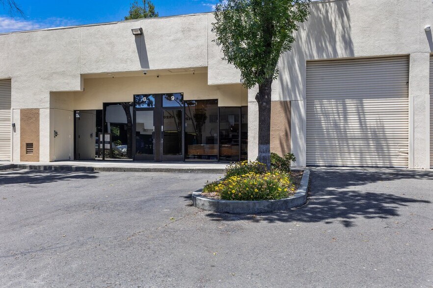 More Photos Of 1130 Industrial Ave, Petaluma Light Manufacturing For Sale