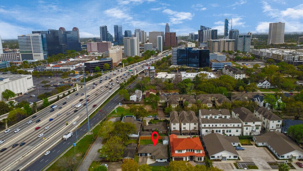 More Photos Of 4738 W. Alabama, Houston Loft Creative Space For Lease