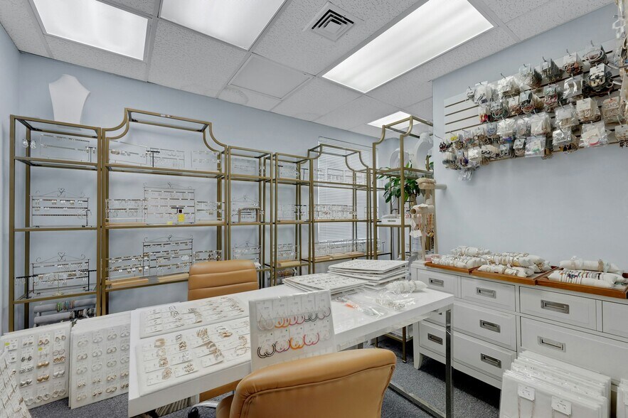 More Photos Of 117 Central Ave, Hackensack Office Residential For Lease