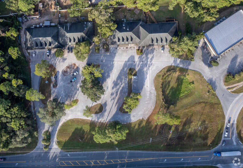 More Photos Of 14100 N Highway 19, Salt Springs Storefront Retail Office For Lease