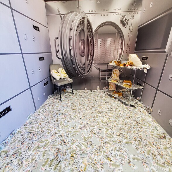 More Photos Of 9409 Sage Meadow Trl, Fort Worth Freestanding For Lease