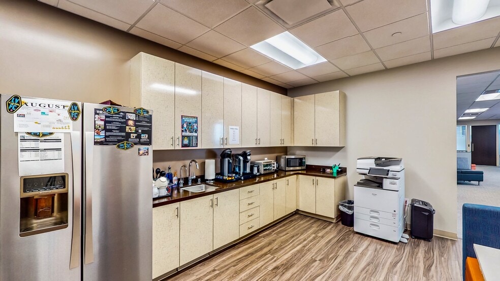 More Photos Of 1980 Festival Plaza Dr, Las Vegas Office For Lease